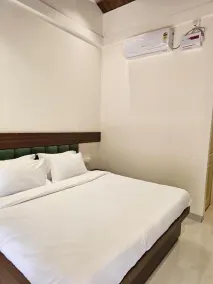 Saavi Resort Shrivardhan - Chambre