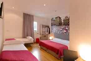 IRAIPE PAMPLONA HOSTAL - Rom
