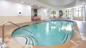 Holiday Inn & Suites Stockbridge Atlanta I-75 by IHG - Basseng