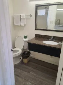 Relax Inn And Suites - Salle de bain