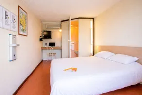 Première Classe Clermont Ferrand Nord - Chambre
