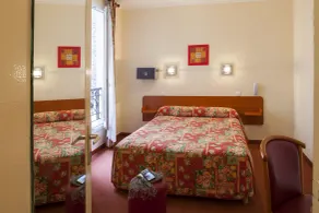 Hôtel de la Place des Alpes - Værelse