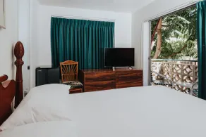 Royal Grove Waikiki - Zimmer