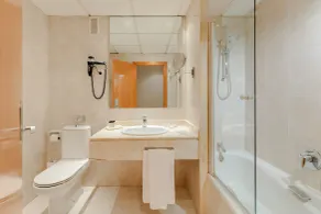 Hesperia Zaragoza Centro - Badezimmer