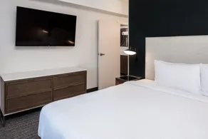 Courtyard by Marriott Charlotte Ballantyne - Chambre