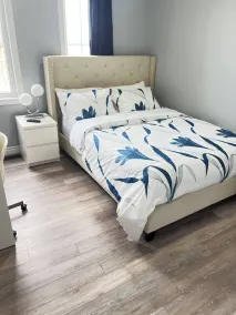 Relaxing 4-Bedroom Retreat in Bowmanville, Clarington - Værelse