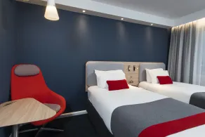 Holiday Inn Express London Luton Airport by IHG - Room