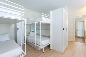 Nyah - Adult Exclusive - Chambre
