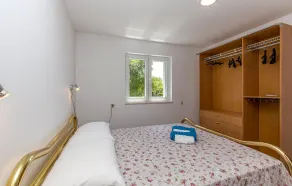 Fantastisk hjem i Smrika - Værelse