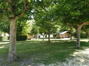 Camping Aubeterre-Sur-Dronne - Værelse
