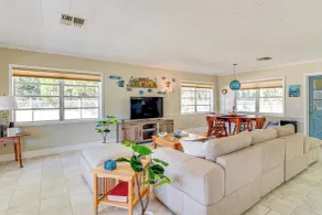 Dock + Lanai: Riverview Homosassa Escape! - Interior