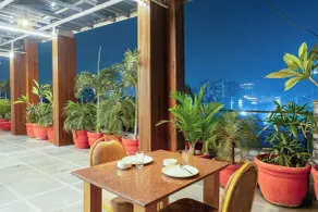 Plum Tree Hotels - Restaurant
