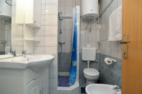 Apartments Tanja 100 - Bathroom