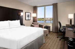 Delta Hotels by Marriott Sault Ste. Marie Waterfront - Chambre