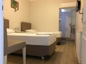 Burhaniye Merkez Otel - Room