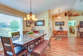 Welcoming Home w/ Yard on 20 Acres in High Springs - Interior