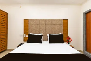 Super Collection O Rajahmundry Pushkar Ghat Formerly Sona Residency - Chambre