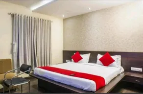 SHELTER HOTEL - Room