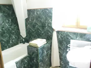 Château de la Court d'Aron - Bathroom