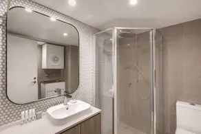Adina Apartment Hotel Coogee Sydney - Bathroom