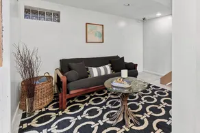 Villa Sofia East Hampton - Exclusive Vacation Rental with Pool - Sitzecke in der Lobby