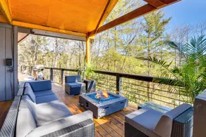Hike, Golf & Relax: Pet-friendly Apt in Dillard - Interior
