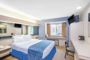 Microtel Inn & Suites by Wyndham - Room
