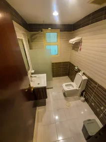 Arjan Qurtuba Served Apartments - Bathroom