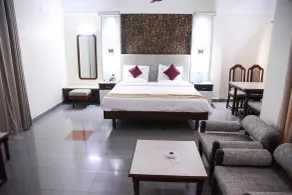 Bharat Hotel - Room