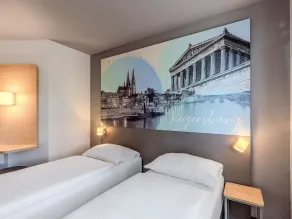 B&B HOTEL Regensburg-Ost - Room