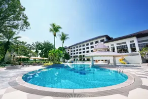 Hilton Shah Alam Glenmarie - Pool