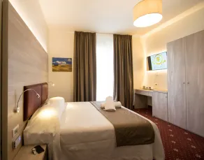 Hotel Perlage Florence -with Private Parking & Fast Wifi - Zimmer