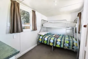 North South Holiday Park - Zimmer