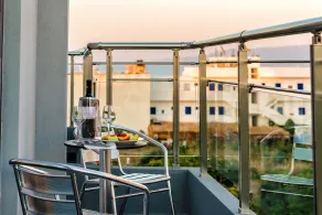 Pollis Hotel - Vue de la chambre