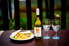 Sea View Tourist Inn - Restaurante