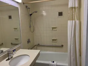 Motel 6 Marianna, FL - Salle de bain