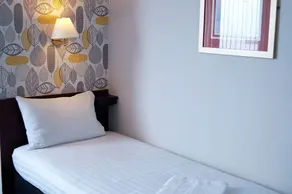 Bluewaters Hotel, Blackpool North Promenade - Room