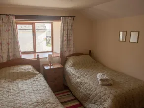 Frankaborough Farm Holiday Cottages - Room