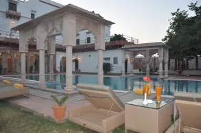 Amritara Chandra Mahal Haveli, Bharatpur - Piscine