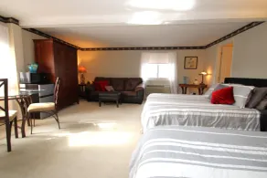 Sweetgrass Inn Bed & Breakfast - Room