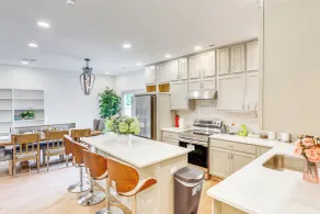 1 Mi to Downtown: New Albany Home w/ Yard - Interiør