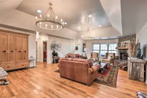 Charming Retreat on 80-acre Willow Rock Ranch! - Interiør