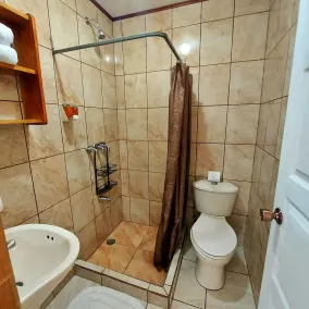 Dreams Lodge - Bathroom