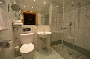 Sporthotel Zugspitze - Bathroom