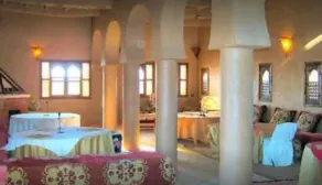 Auberge Famille Benmoro - Siddeområde i lobbyen