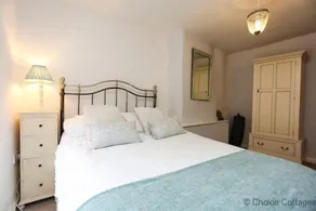 Braunton April Cottage 3 Bedrooms - Room