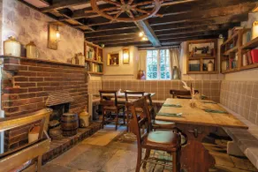 The Buddle Inn - Restaurant