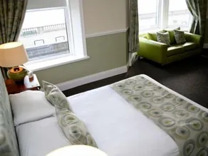 The Royal Hotel - Habitación