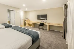 Takapuna International Motor Lodge - Room