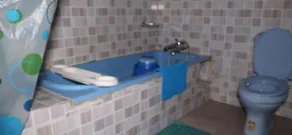 Tobby Royal Suites - Bathroom